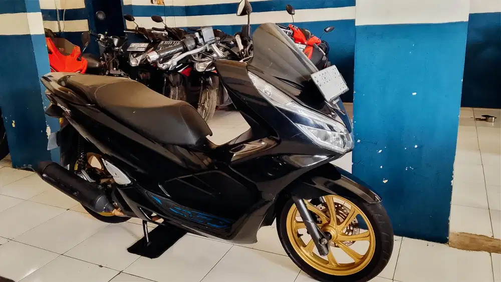 jual cepat Honda pcx 150cc 2018 full orisinil