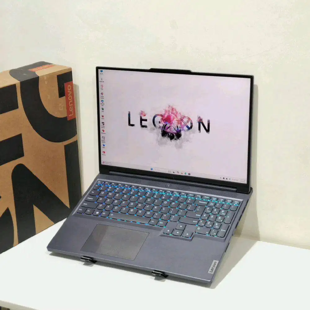 LENOVO LEGION SLIM 5 16APH8 RYZEN 7 7840HS RTX 4050 RAM 16GB SSD 512GB
