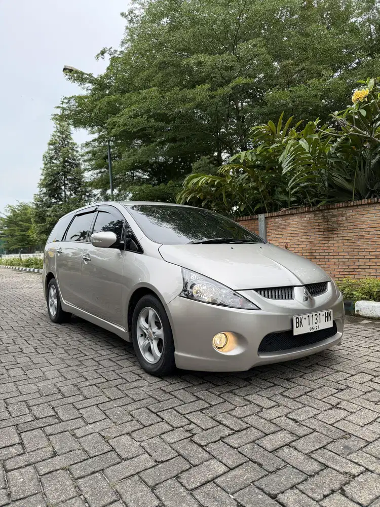 Grandis 2.4 automatic 2006