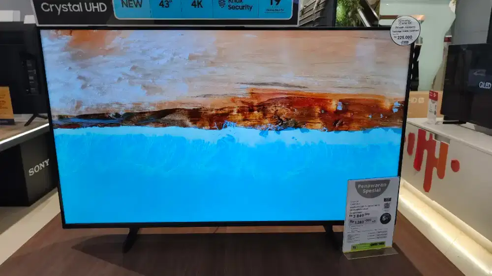 SAMSUNG CRYSTAL UHD 4K SMART TV 43 (Promo cicilan cukup KTP ajaa)