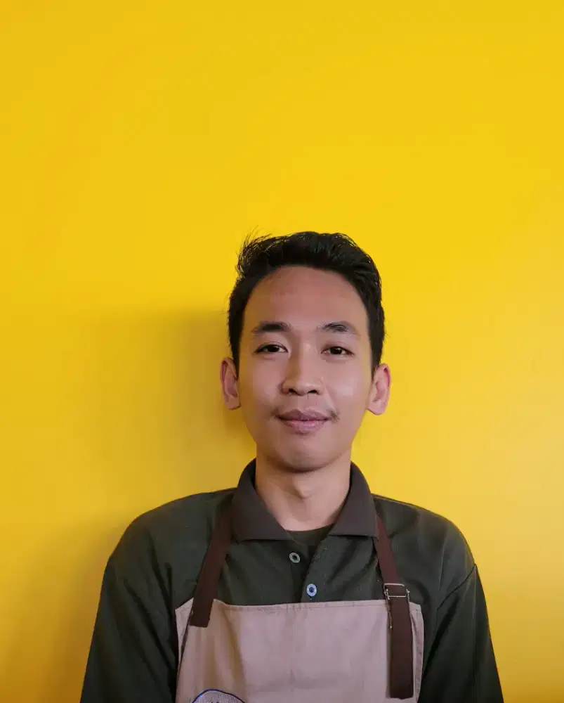 BUTUH KERJA.LULUSAN SMK USIA 25 TAHUN ( YANG ADA MESS )