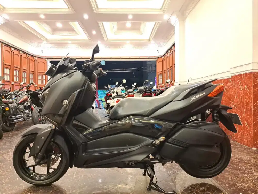 DP PROMO XMAX 250CC 2018 BISA TUKARYAMBAH MOTOR MULUS GARANSI MESIN