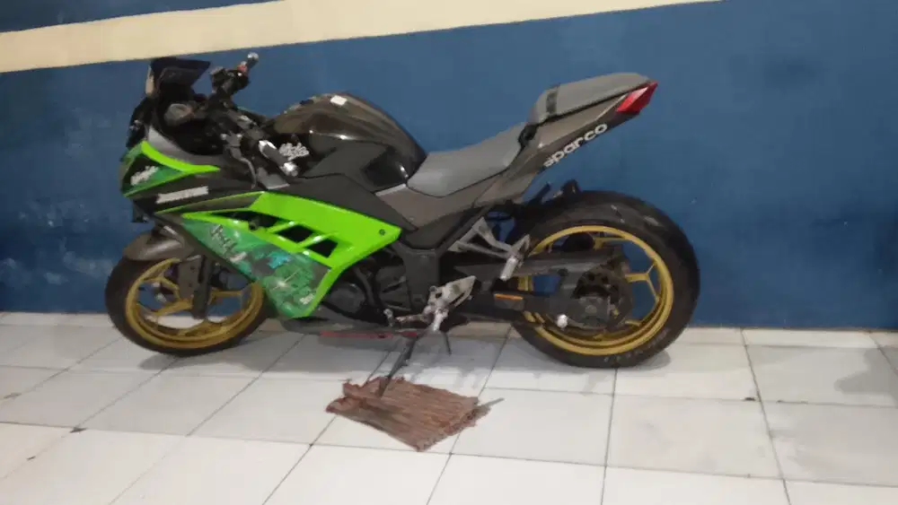 jual cepat Kawasaki ninja 250cc 2016 surat lengkap