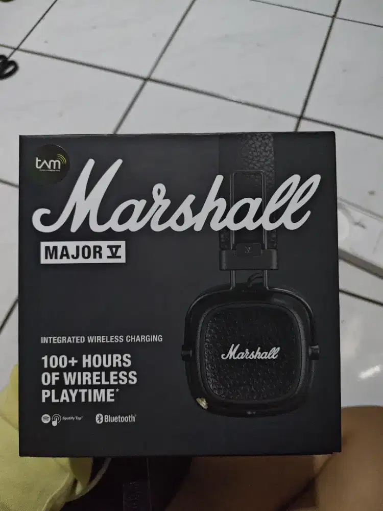 headphone nirkabel Marshall Major V