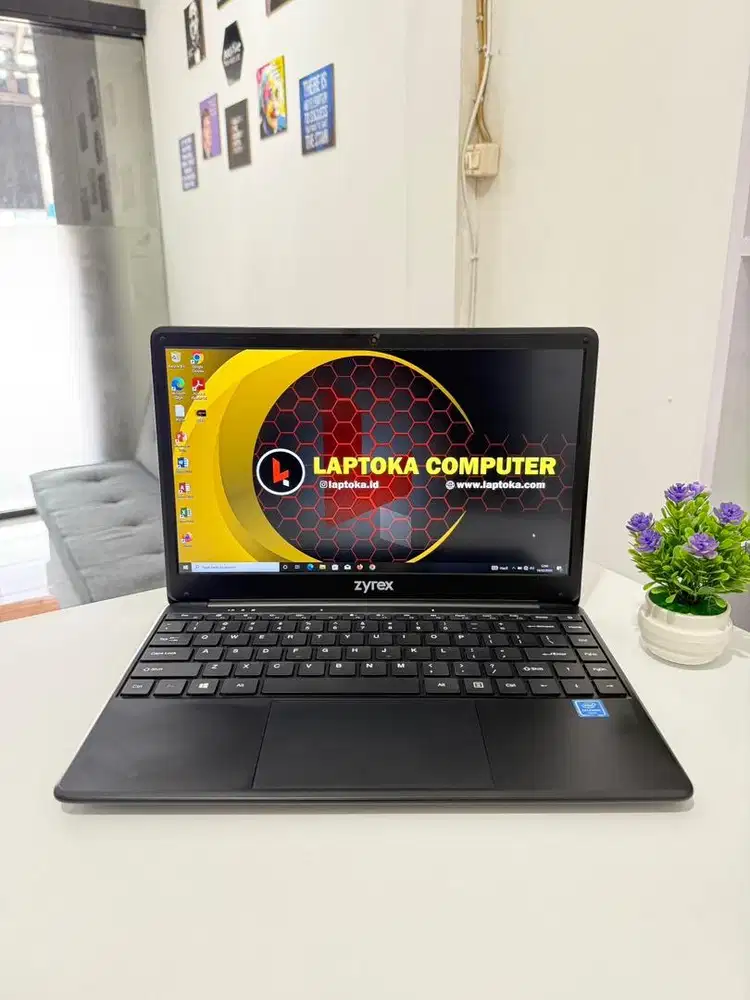 Di jual laptop zyrex ssd 256gb