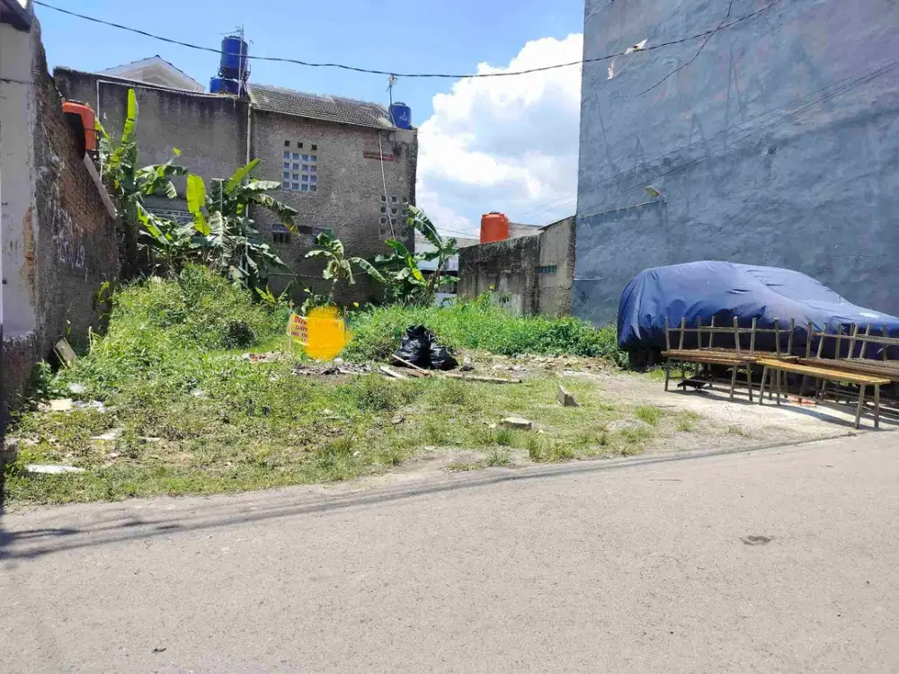 CISARANTEN KAVLING DEPAN CAFE NGOTAK LEBAR MUKA 12m2