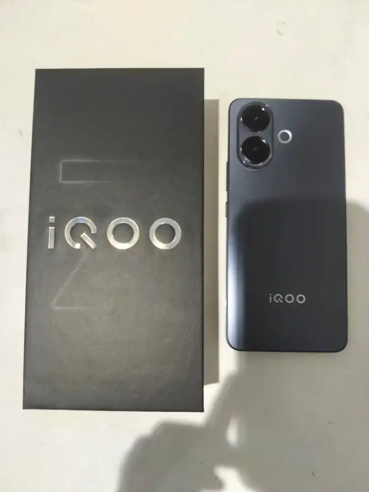Vivo IQOO new Z10R 5G 12 256 black new