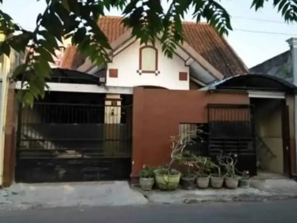 Dijual Rumah Siap Huni,Lokasi Strategis Banyuanyar,Solo Luas 102m2
