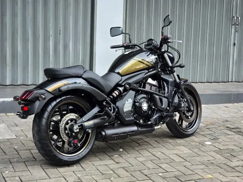 Moge Cruiser Kawasaki Vulcan 650 S th 2020 km 2rb Like New Siap Gas
