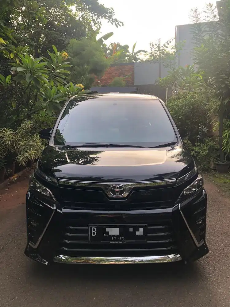 Toyota Voxy 2020 Bensin