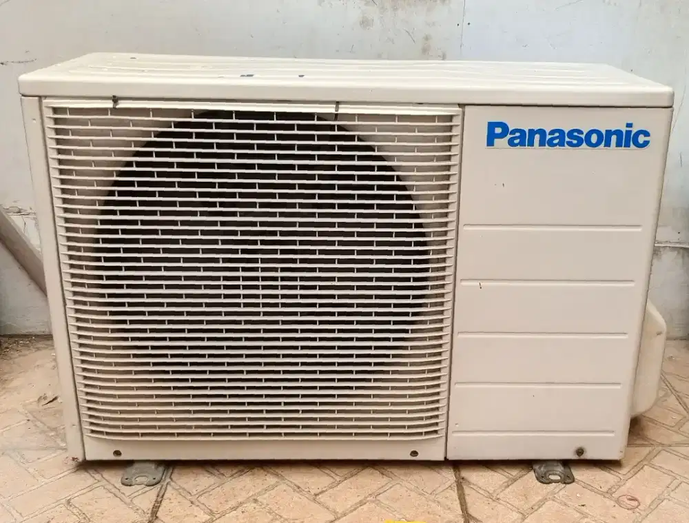 Outdoor Panasonic 2pk kondisi dingin