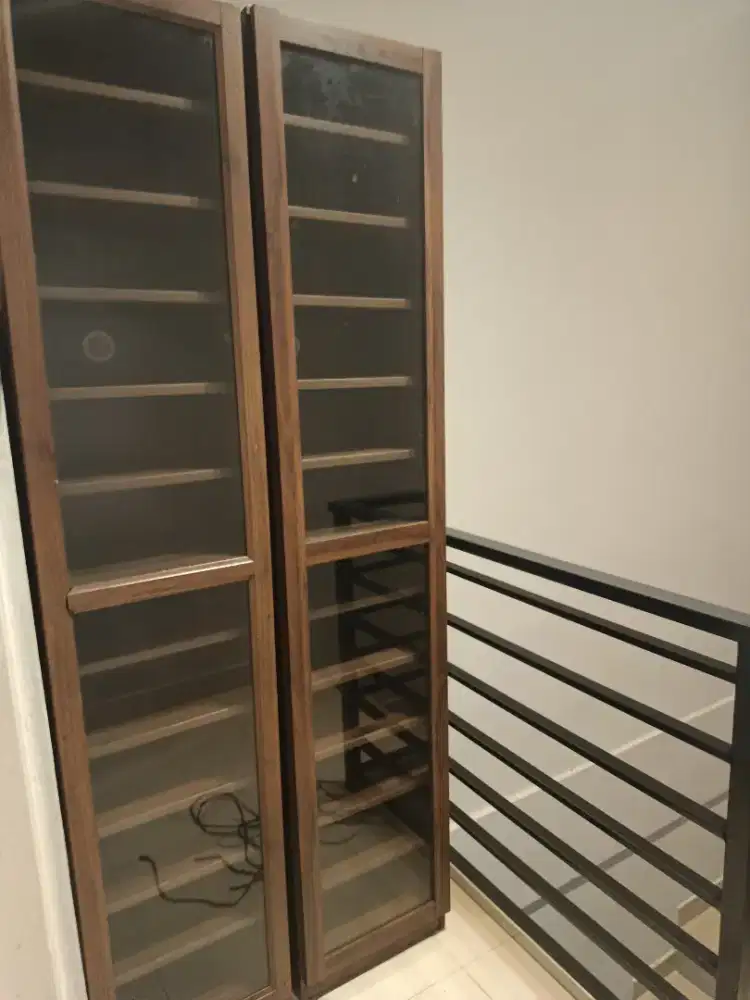 Shoe rack it's use 2 month only