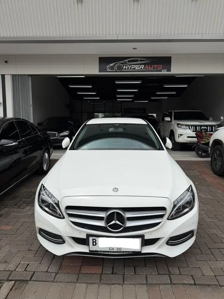 [Km 37rb] Mercy C200 Avantgarde 2015