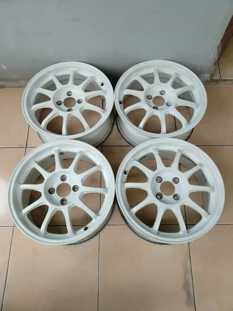 Fs SSR typef r16 4x100