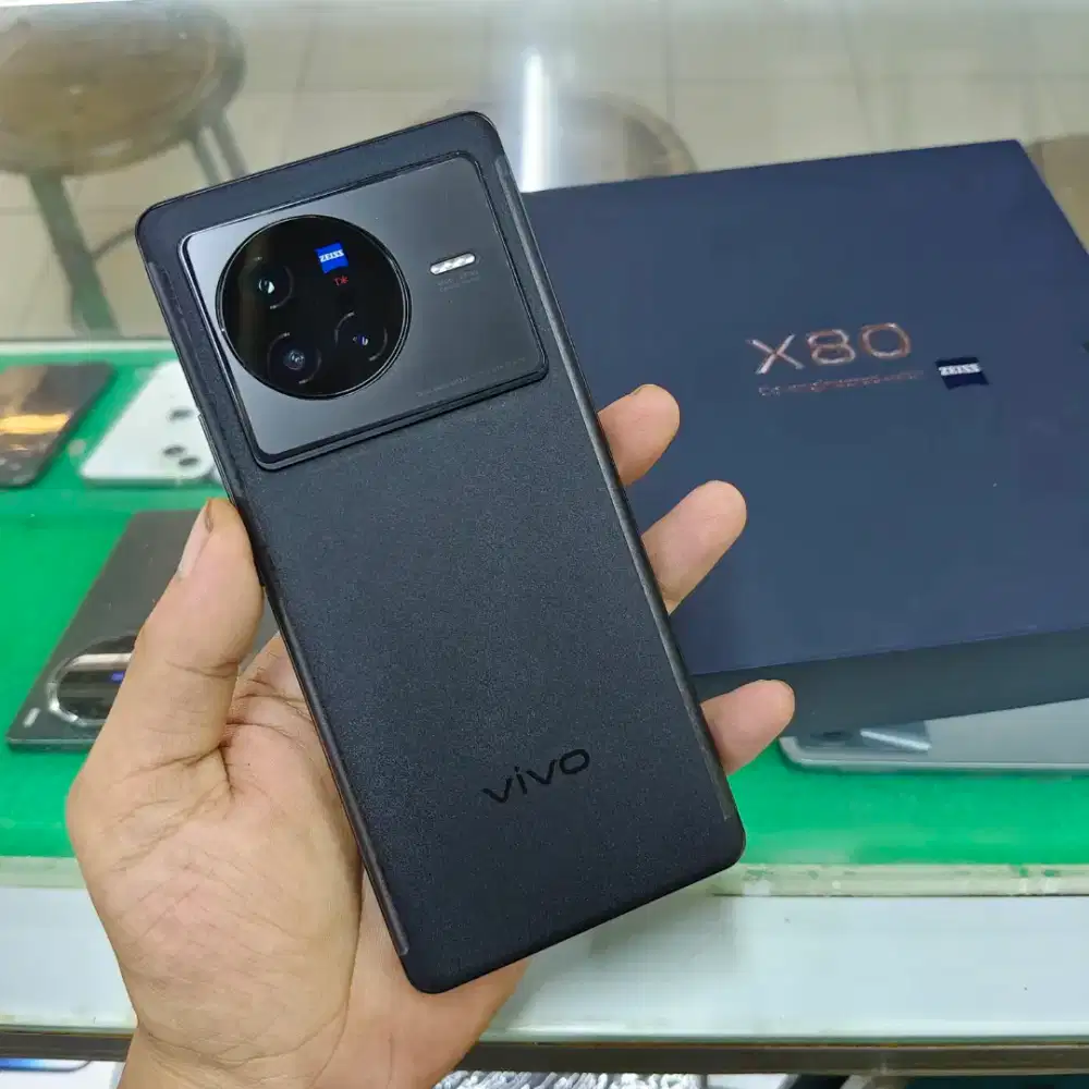 Vivo X80 5G 12/256 Resmi