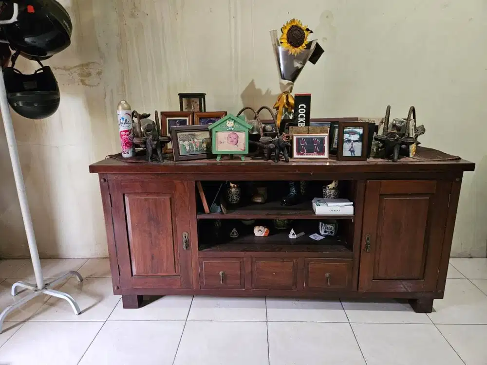 Buffet TV / Lemari Pendek Jati Asli