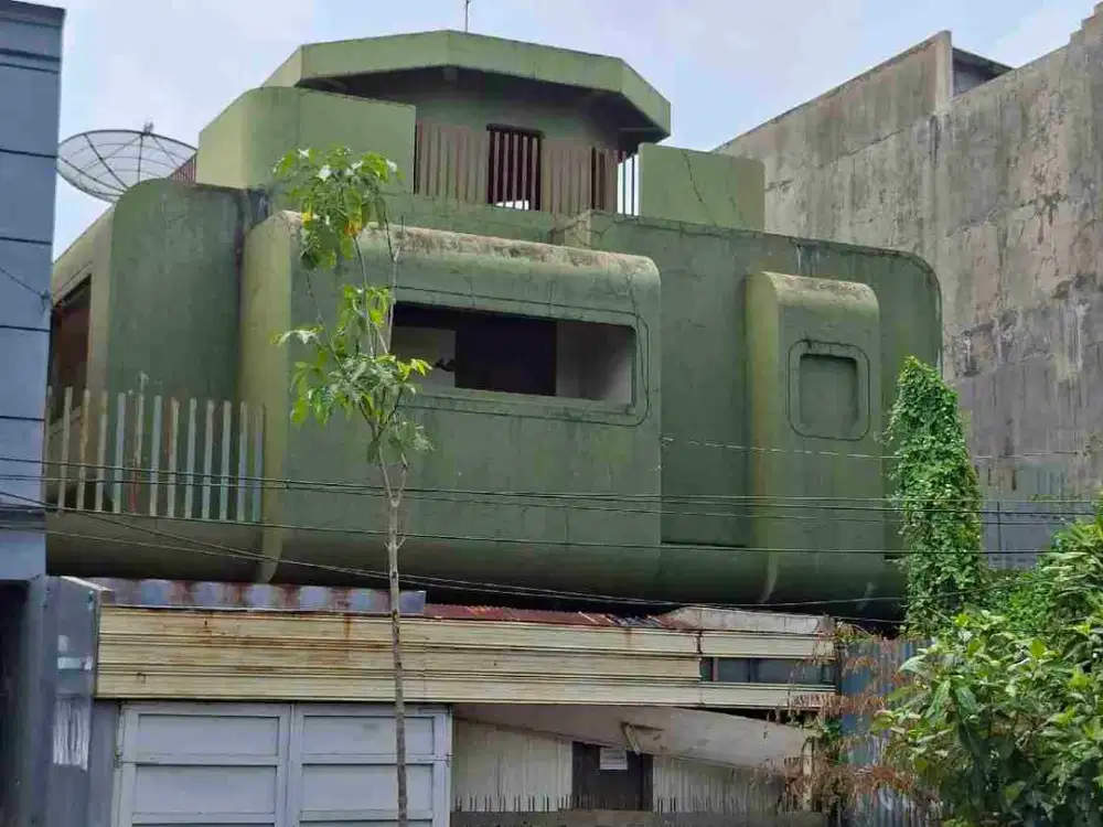 Tanah bonus Rumah Lama Jalan Utama Honggowongso Solo