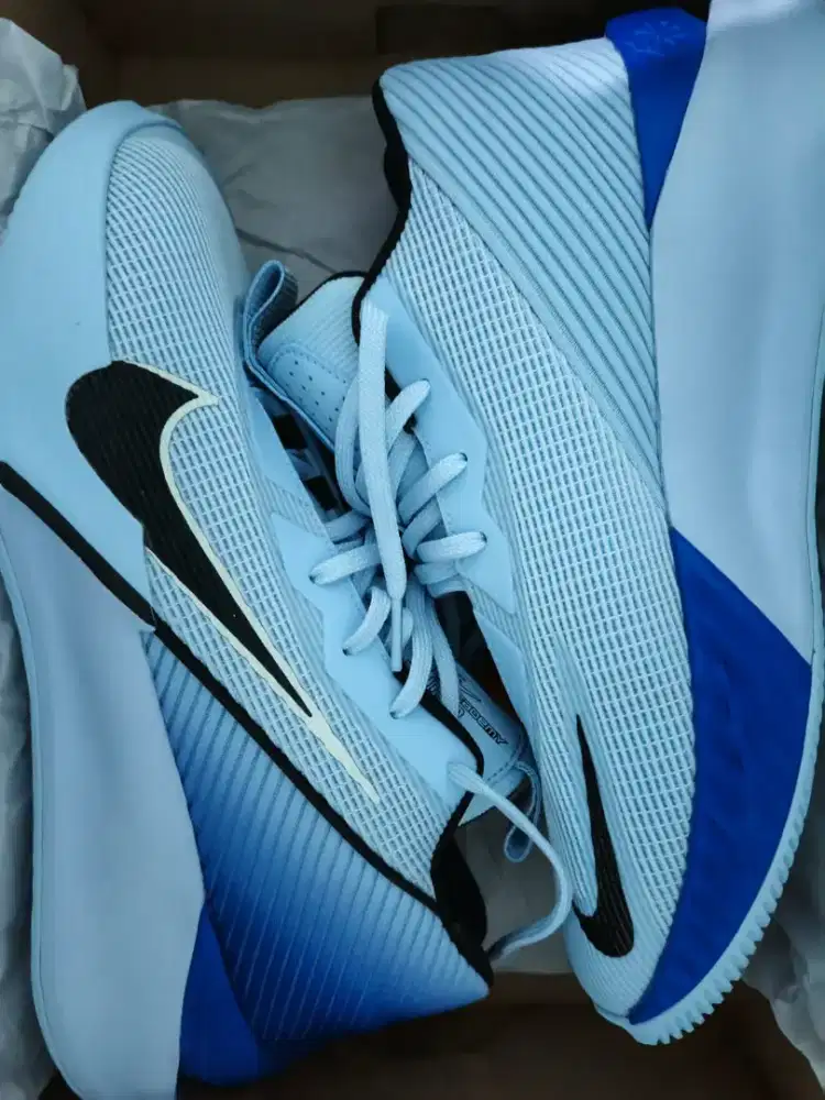 Nike GT Jump Academy