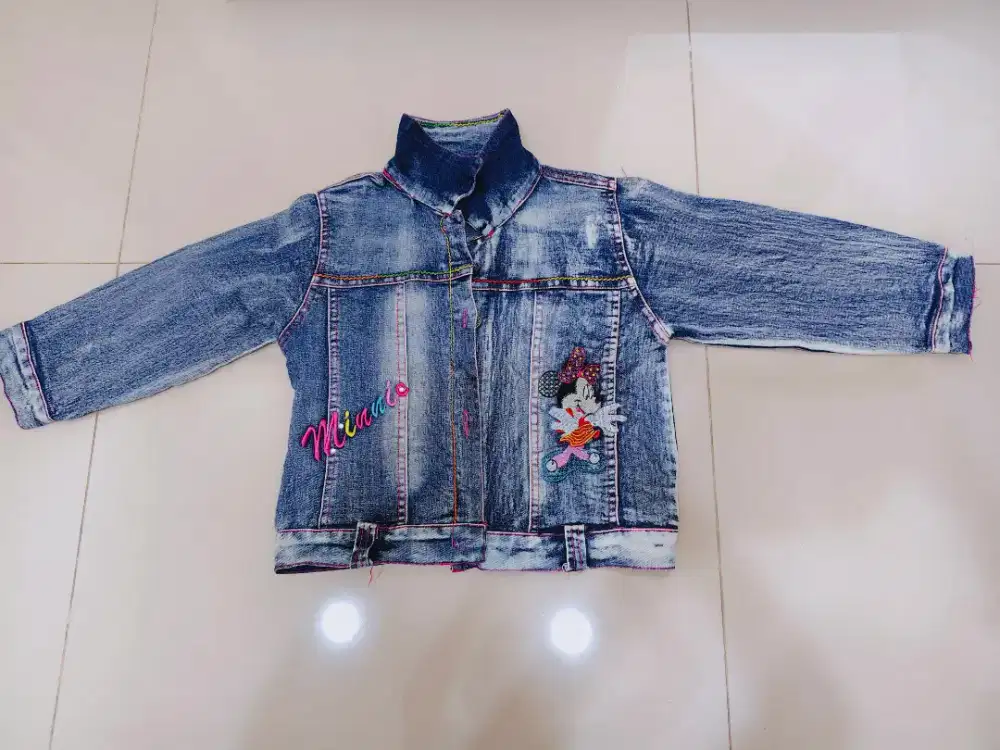 Jaket jeans anak usia 4-6th Minnie mouse
