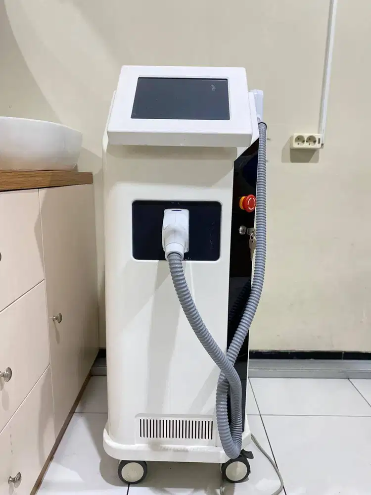 Dijual unit Laser Q-Switched Nd:YAG