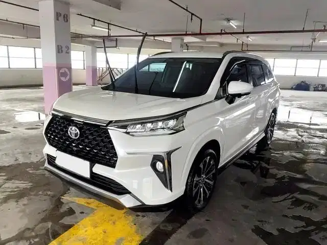 LOW DP Toyota Avanza 1.5 Veloz Q Bensin-AT 2025 DYD