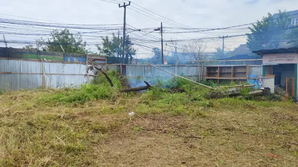 Tersedia sewa lahan parkir untuk kendaraan beroda 4 (outdoor)