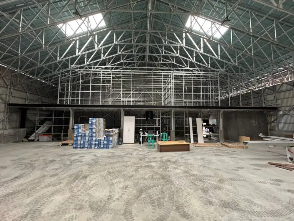 Dijual Gudang Lokasi Strategis Cocok Dibangun untuk Perumahan