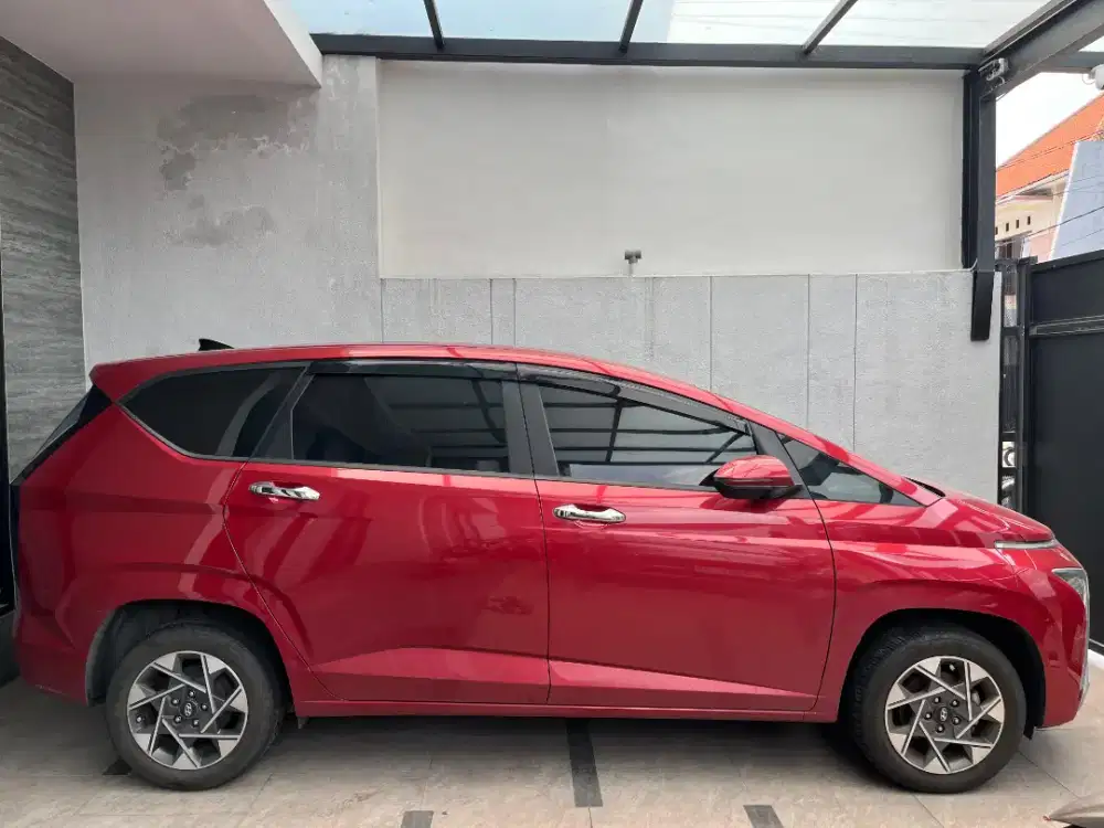 DIJUAL MOBIL HYUNDAI STARGAZER PRIME 2023 AT METIC BENSIN LIKENEW GRES