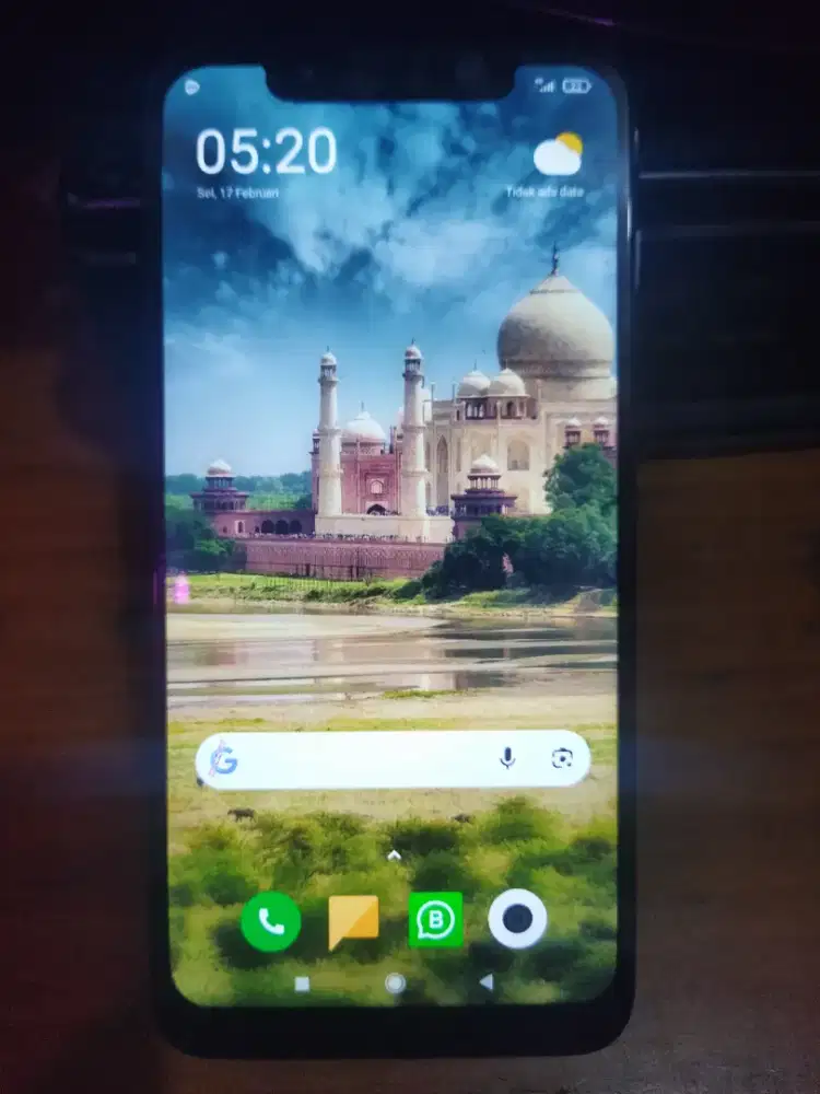 Pocophone F1  6/128gb