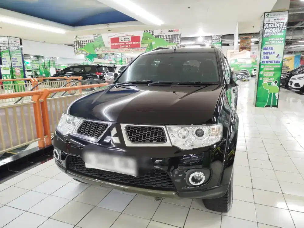 Pajero dakar 2012 barang bagus