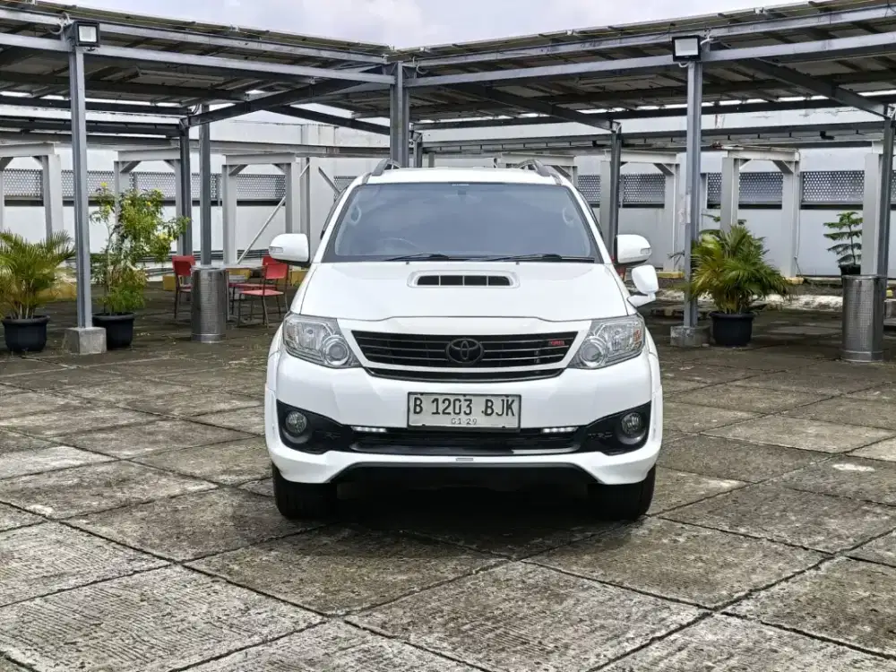 TOYOTA FORTUNER G VNT TRD 2.5 AT 2013/KM114RB/PJK 1-2027