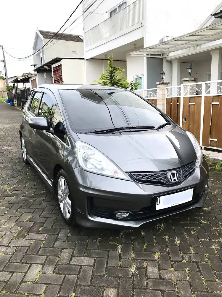 Honda Jazz RS 2012 AT – KM±80Rb – Pajak Hidup – Terawat