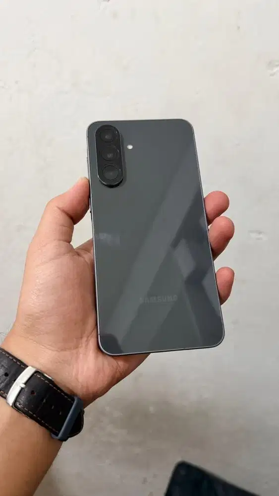 Samsung A56 5G 8/256gb Sein