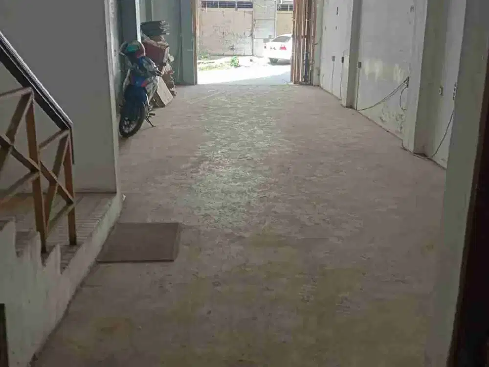 DISEWAKAN RUKO STRATEGIS TENGAH KOTA KEBONJATI (FH)