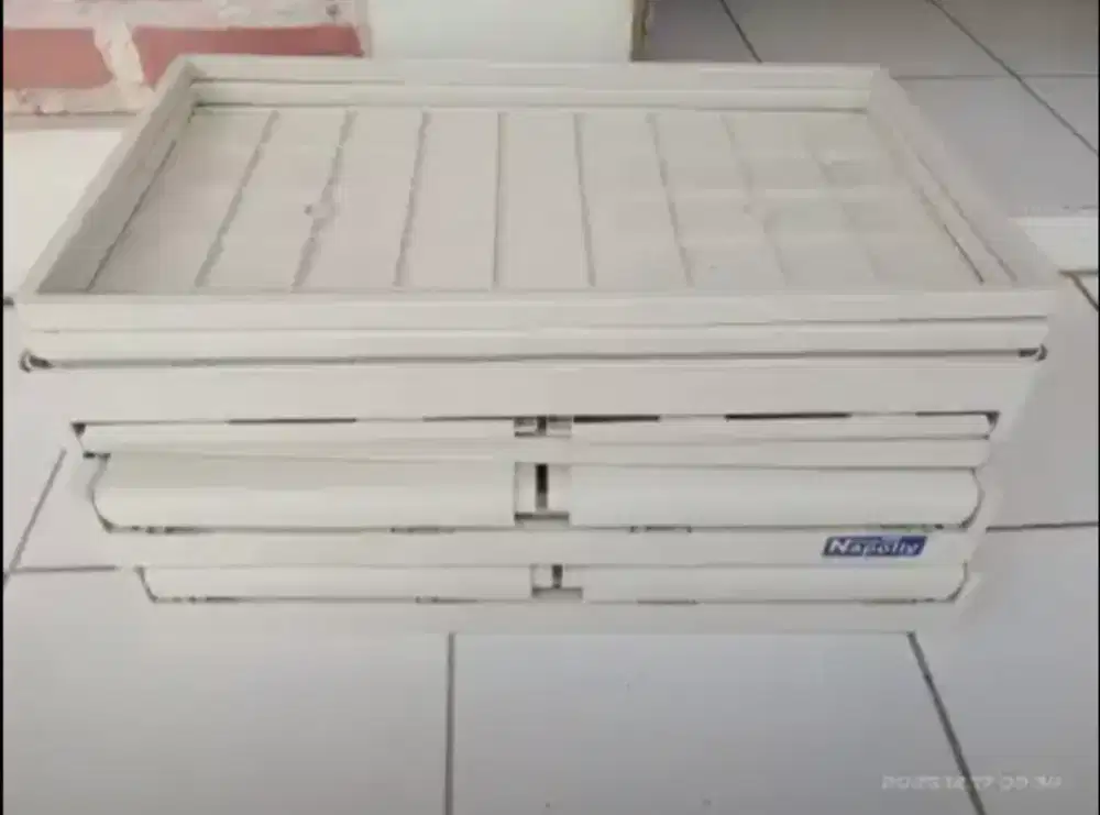 Lemari portable -Napolly