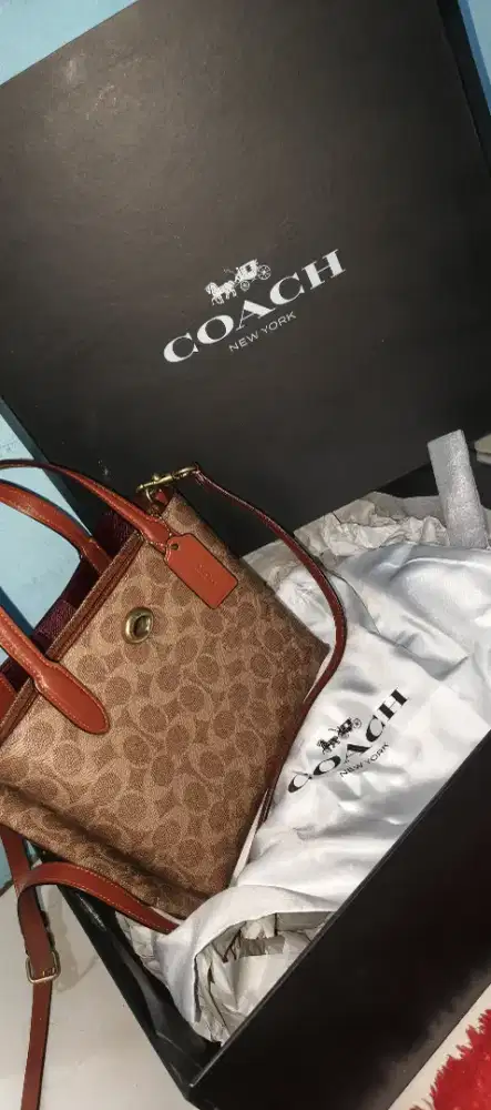 Preloved tas coach ori. Dijual cepat