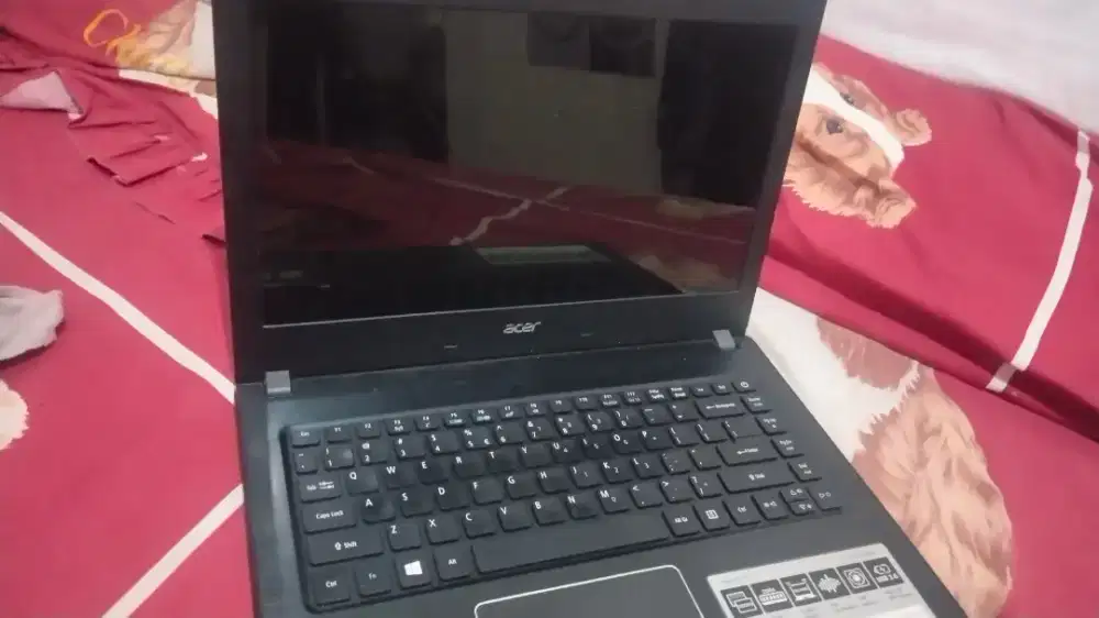 laptop acer aspire E14