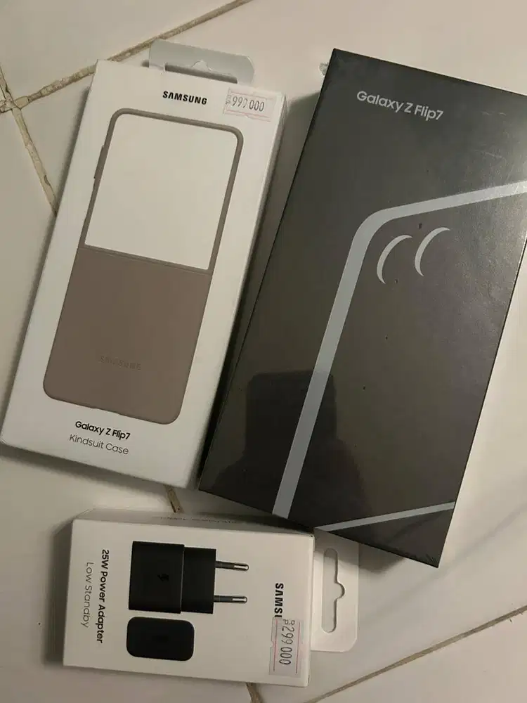 Samsung Galaxy Z Flip 7