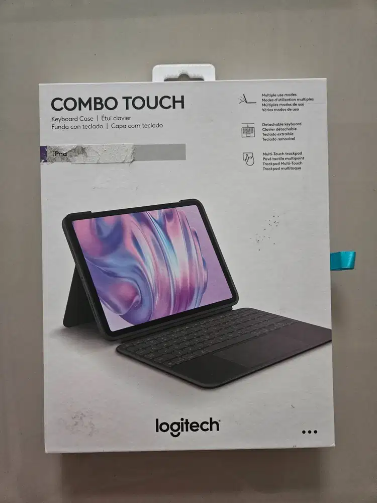 Logitech keyboard case ipad pro M4 / M5 ukuran 11 inch.