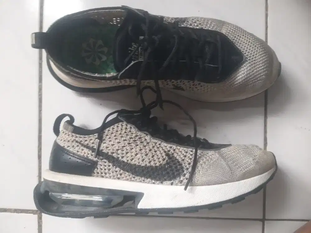 Sepatu nike fyknit original uk 39