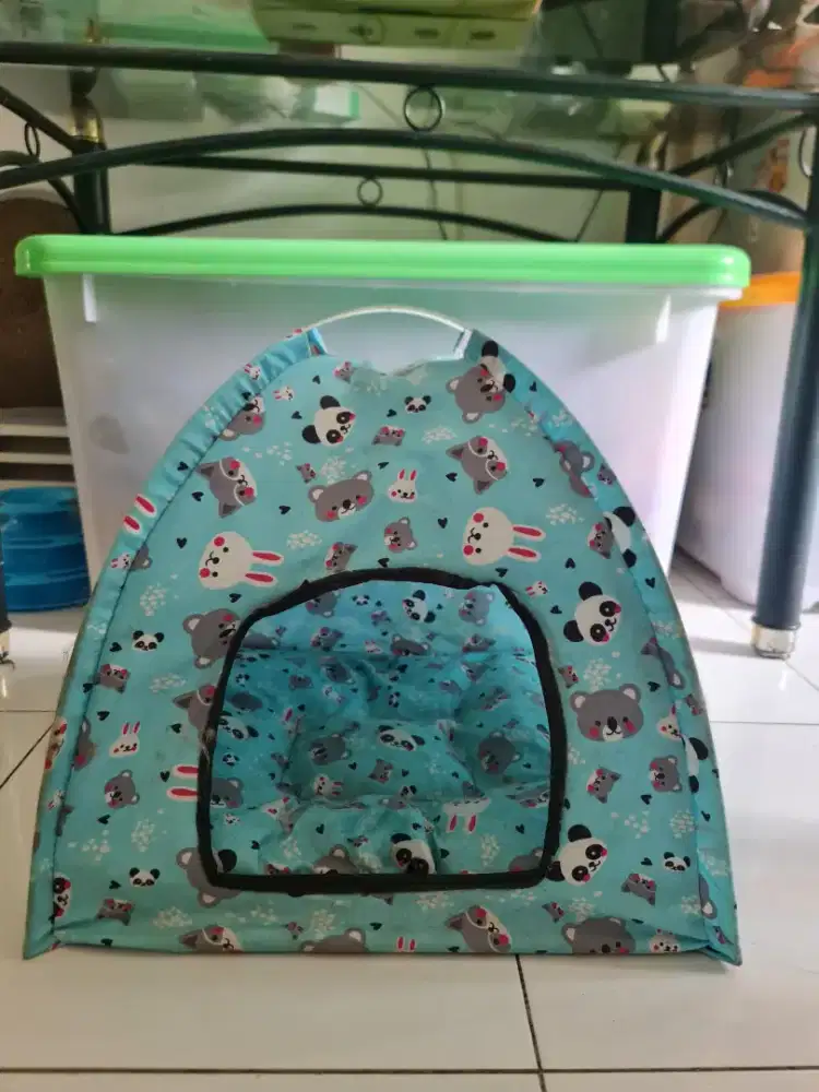 Tenda kucing bekas