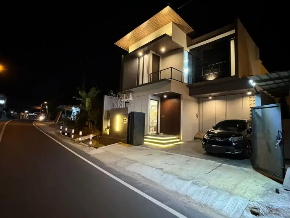 Dijual rumah menarik full furnishead 2 lantai di jalan kapten haryadi sleman yogyakarta