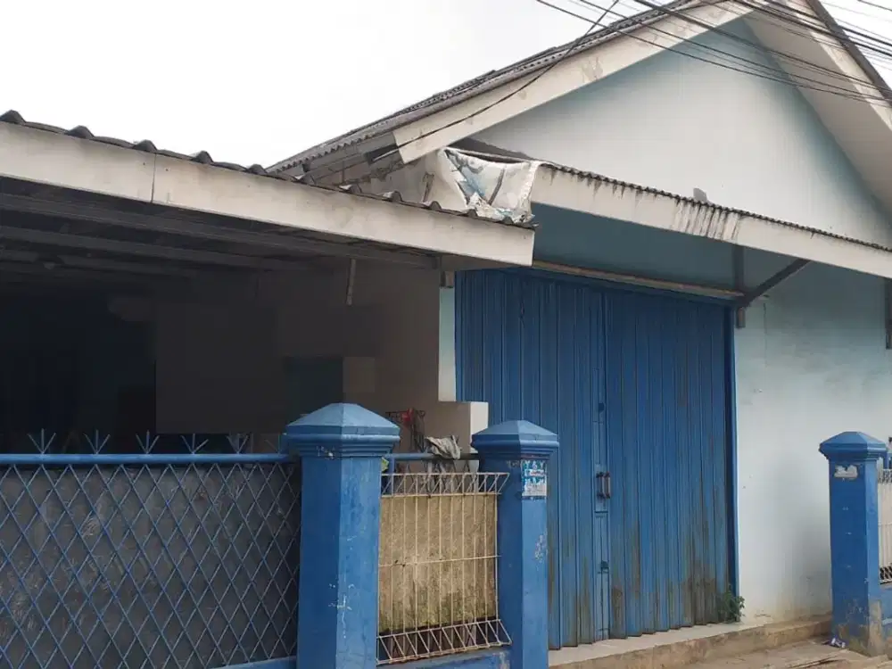 Rumah Tinggal dengan 5 Kontrakan Bebas Banjir di Parigi Baru, Pondok Aren