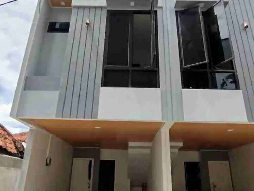 Di jual rumah 2 lantai harga terjangkau jln dwi warna sawah besar jakarta pusat