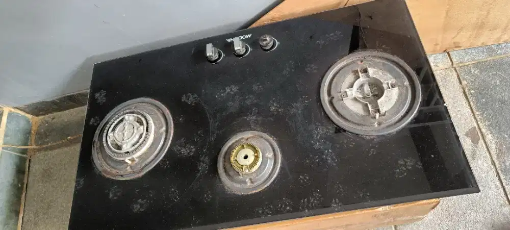 Modena kompor tanam 3 tungku