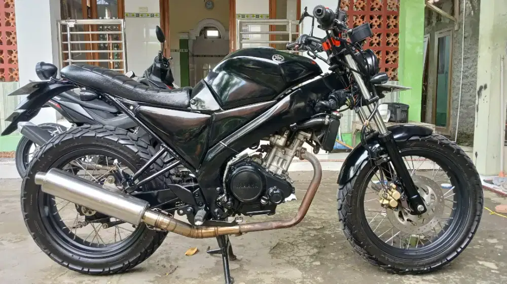 Vixion 2009 Custom Scrambler / Japstyle