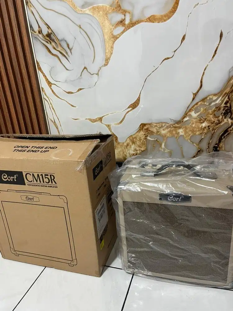 amplifier cort cm15 r