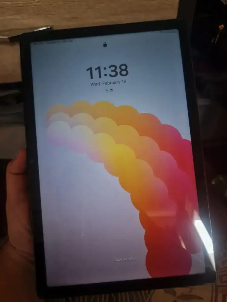 Samsung tab A8 wifi + sim card