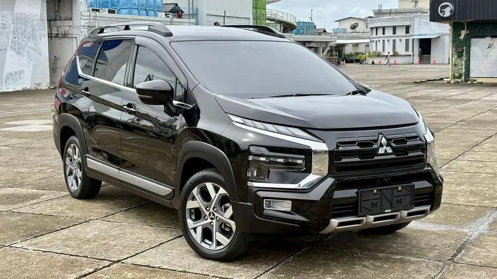 [KM 30 RIBUAN]MITSUBISHI XPANDER CROSS PREMIUM PACKAGE AT 2022 GRESS