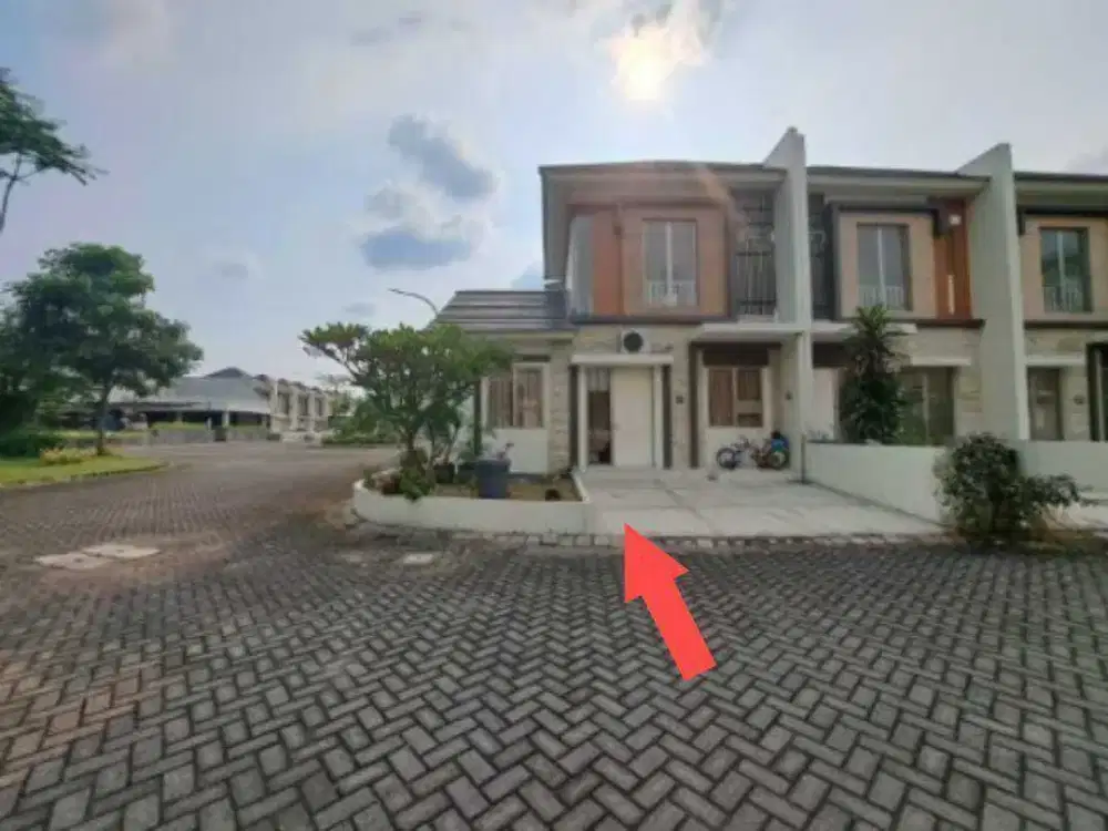 Dijual Rumah Bagus & Strategis Dkt Pakuwon Mall, Greenland, Menganti